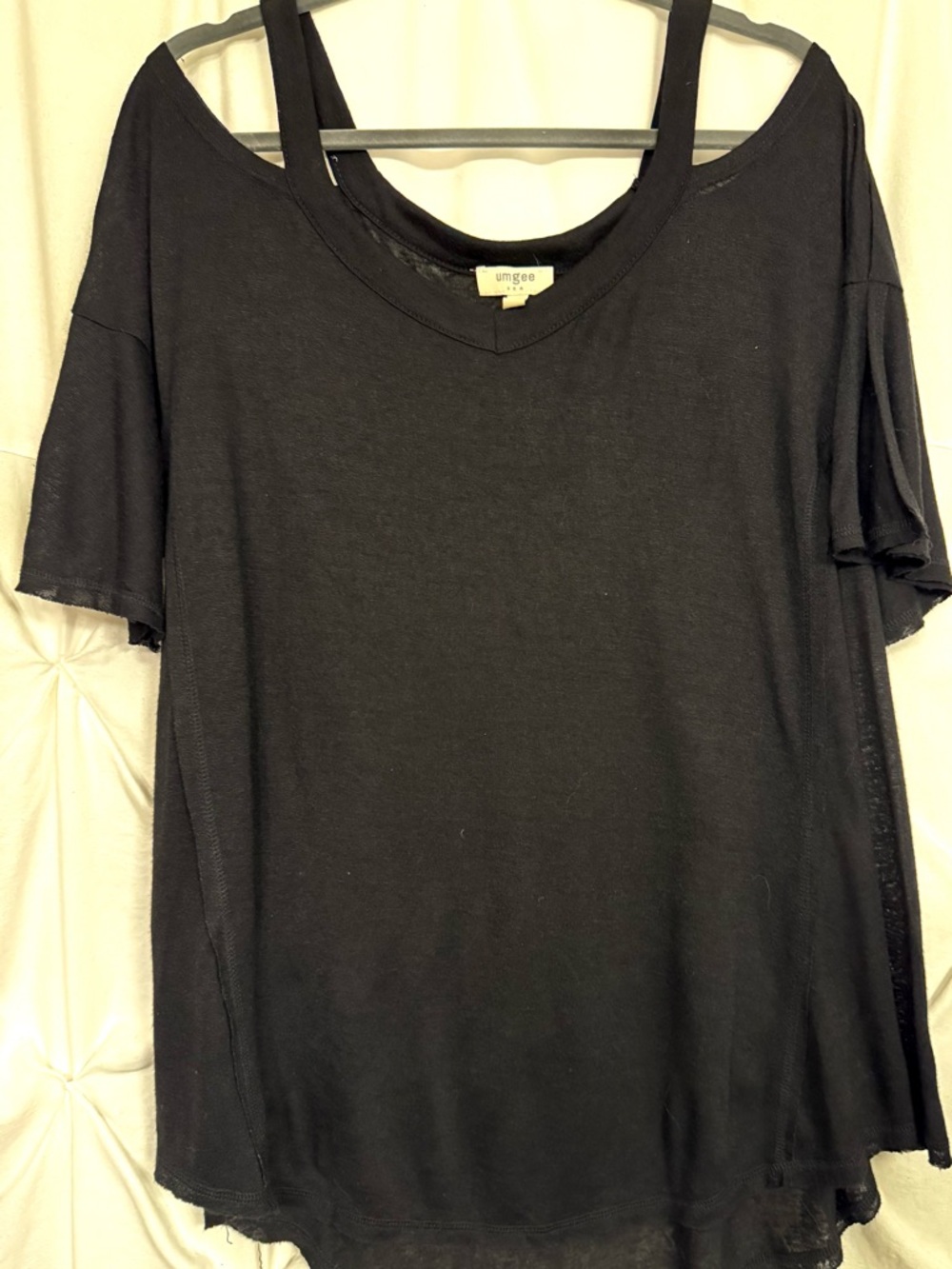 Umgee Black V-Neck Off Shoulder Short Flutter Sleeve Women's Top Small